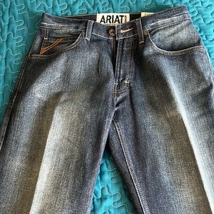 Ariat Denim M4